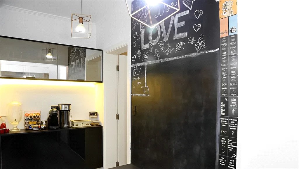 Apartamento à venda com 4 quartos, sendo 3 suítes, em Real Parque, São Paulo, SP