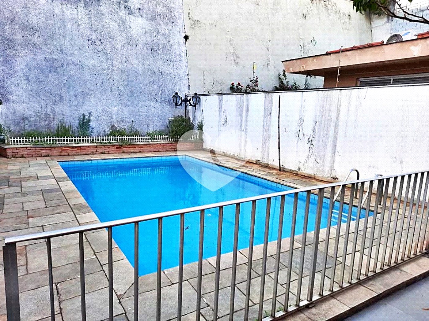 Sobrado à venda com 4 quartos, sendo 2 suítes, em Jardim São Bento, São Paulo, SP