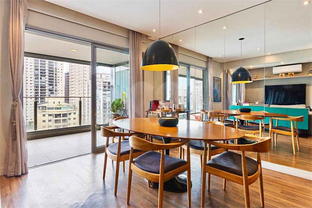 Apartamento à venda ou para alugar com 2 suítes em Vila Nova Conceição, São Paulo, SP