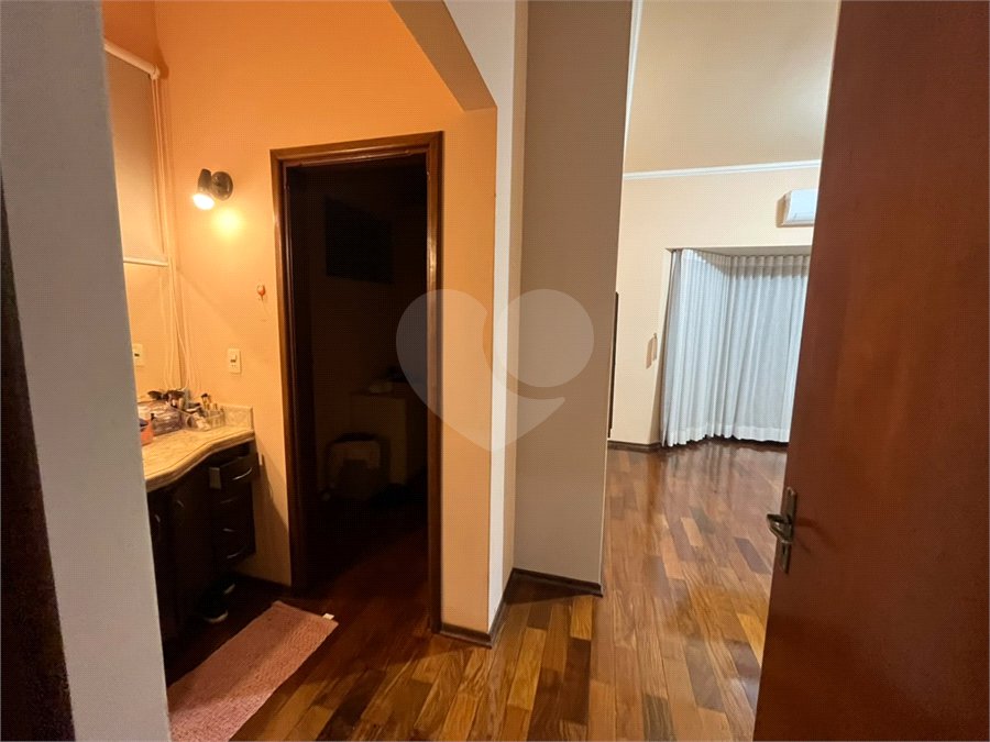 Casa à venda com 3 quartos, sendo 1 suíte, em Parque Santa Marta, São Carlos, SP