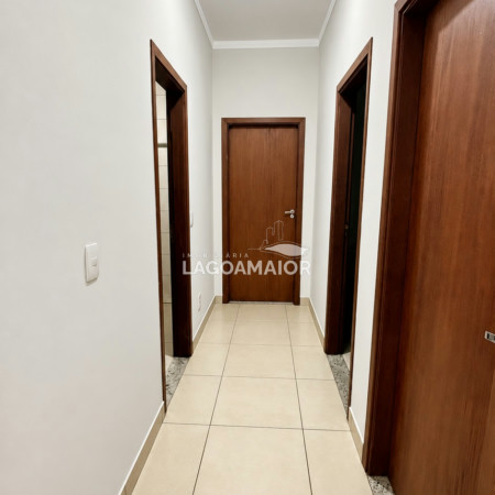 Casa para alugar com 3 quartos, sendo 1 suíte, no condomínio Recanto das Palmeiras, Três Lagoas - MS