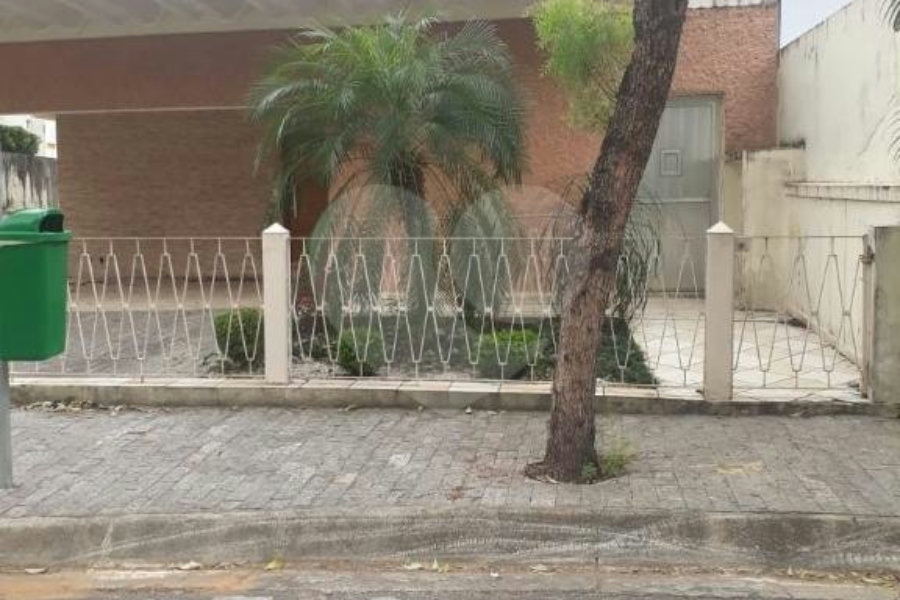 Casa à venda com 4 quartos, sendo 2 suítes, em Santana, São Paulo, SP