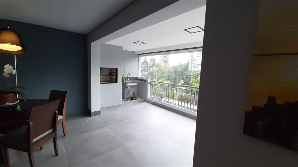 Apartamento à venda com 2 suítes em Jardim Caboré, São Paulo, SP