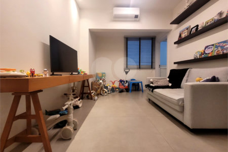 Apartamento à venda com 4 quartos, sendo 1 suíte,  em Ipanema, Rio de Janeiro, RJ