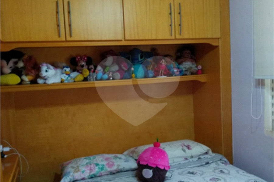 Sobrado à venda com 3 quartos, sendo 2 suítes, em Parada Inglesa, São Paulo, SP