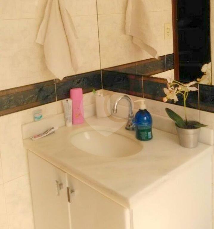 Sobrado à venda com 3 quartos, sendo 1 suíte, em Vila Prudente, São Paulo, SP