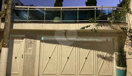 Sobrado à venda com 4 quartos, sendo 1 suíte,  em Tremembé, São Paulo, SP