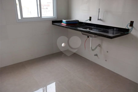 Casa à venda com 2 suítes no condomínio Residencial Napoles, São Paulo - SP
