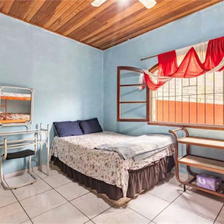 Casa com 3 dormitórios à venda, 276 m² por R$ 700.000,00 - Vitória Régia - Atibaia/SP