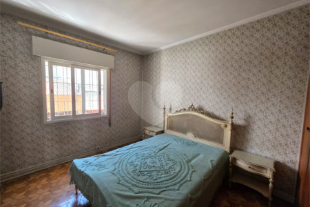 Sobrado à venda com 4 quartos, sendo 1 suíte,  em Santa Teresinha, São Paulo, SP