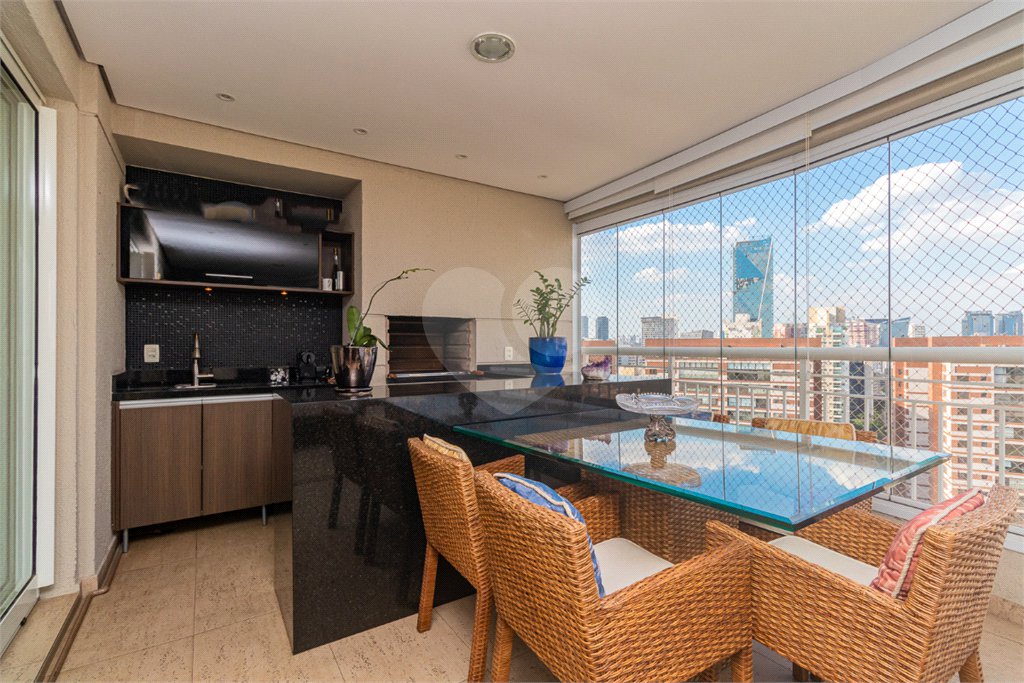 Apartamento à venda com 2 suítes em Chácara Santo Antônio, São Paulo, SP