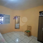 Casa à venda com 3 quartos em Residencial Azulville II, Matão, SP