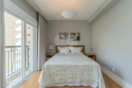 Apartamento à venda com 3 quartos, sendo 2 suítes, em Vila Nova Conceição, São Paulo, SP