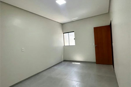 Casa à venda com 4 quartos, sendo 1 suíte, em Bacaba, Balsas, MA