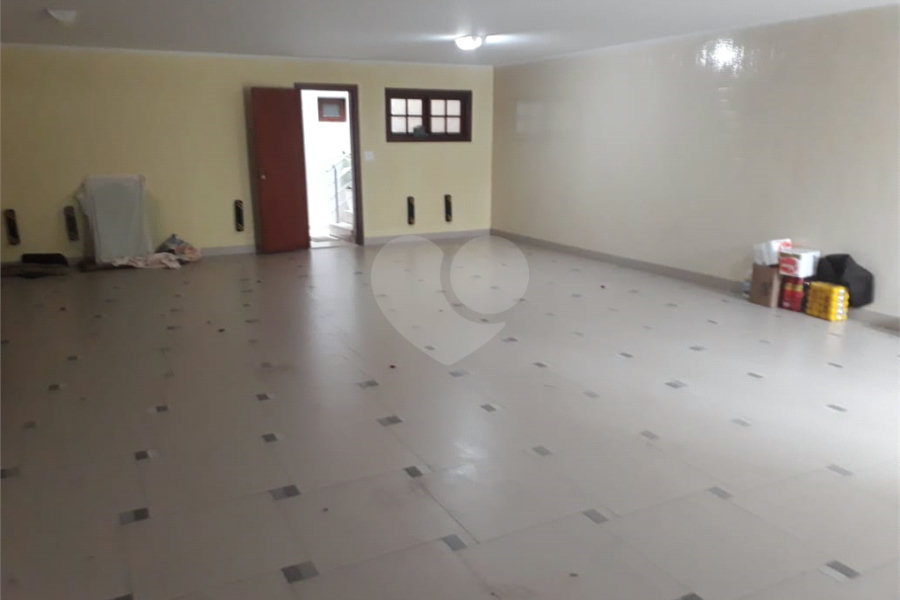 Sobrado à venda com 6 quartos, sendo 5 suítes, em Tremembé, São Paulo, SP