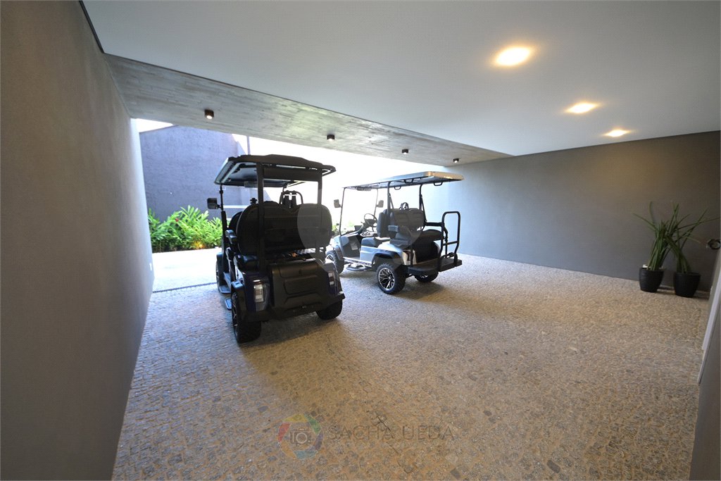 Casa à venda com 4 suítes no condomínio Villa dos Pinheiros, Indaiatuba - SP