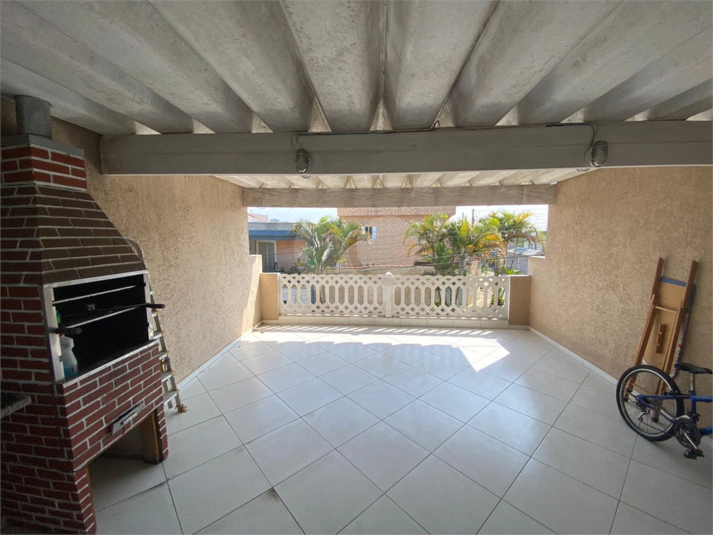 Sobrado à venda com 3 quartos, sendo 1 suíte, em Jardim Beatriz, Poá, SP