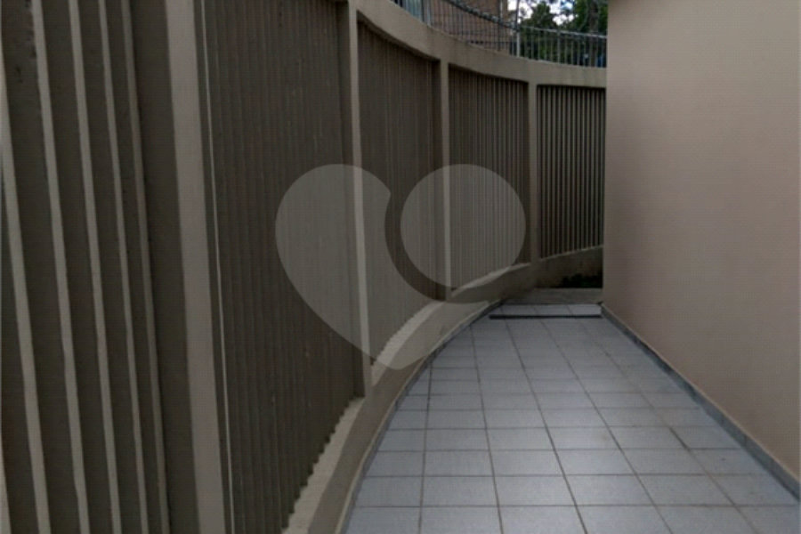 Casa Térrea à venda com 3 quartos, sendo 1 suíte, em Vila Galvão, Guarulhos, SP