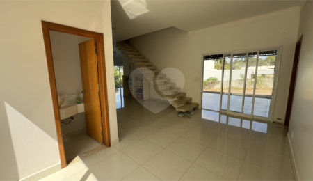 Casa à venda ou para alugar com 3 suítes no condomínio Acmti - Colinas do Mosteiro, Terras de Itaici e Recanto dos Pássaros, Indaiatuba - SP