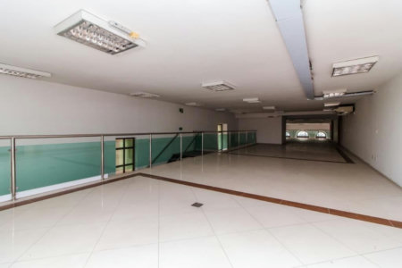 Prédio Comercial de Grande Porte no Centro Histórico de Santos para Venda Ou Aluguel