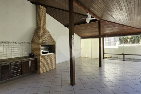 Casa à venda com 7 quartos, sendo 4 suítes,  em Praia Rasa, Armação dos Búzios, RJ