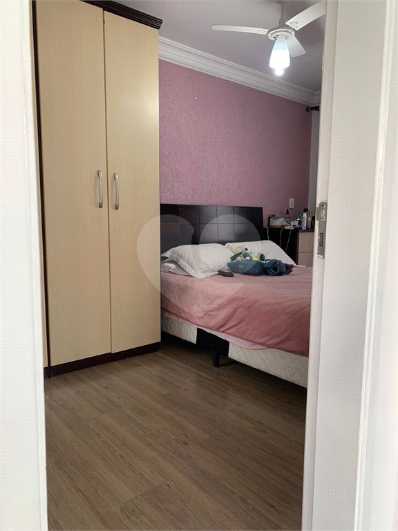 Casa à venda com 3 quartos, sendo 2 suítes,  no condomínio Residencial Jardins, São Bernardo do Campo - SP