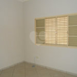 Casa à venda com 3 quartos, sendo 1 suíte, no Centro, Três Lagoas, MS