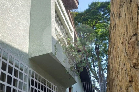 Casa dos sonhos a venda - Sobrado com Piscina no Jardim da Saúde, 270m² , 4 dorm., 2 suítes, 4 vagas, banheira , lareira, churrasqueira, terreno: 360 m²