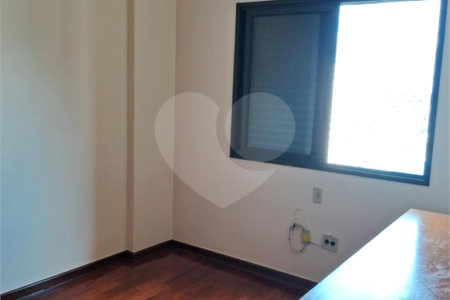 Apartamento à venda com 2 quartos, sendo 1 suíte, no Centro, Araraquara, SP