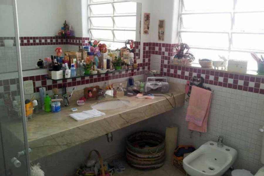 Apartamento à venda com 3 quartos, sendo 1 suíte,  em Bela Vista, São Paulo, SP