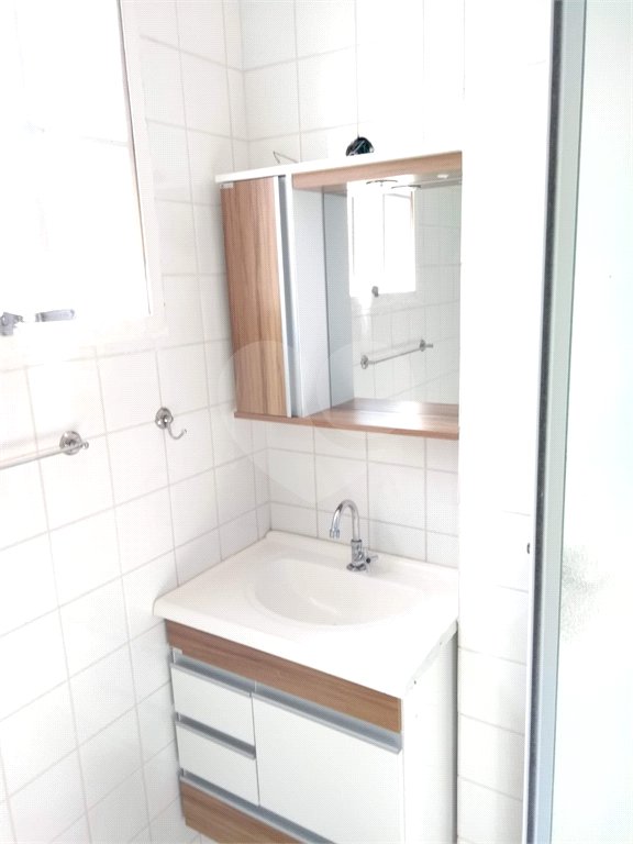 Casa à venda com 2 quartos, sendo 1 suíte, no condomínio Residencial Villa Nostra, Cotia - SP