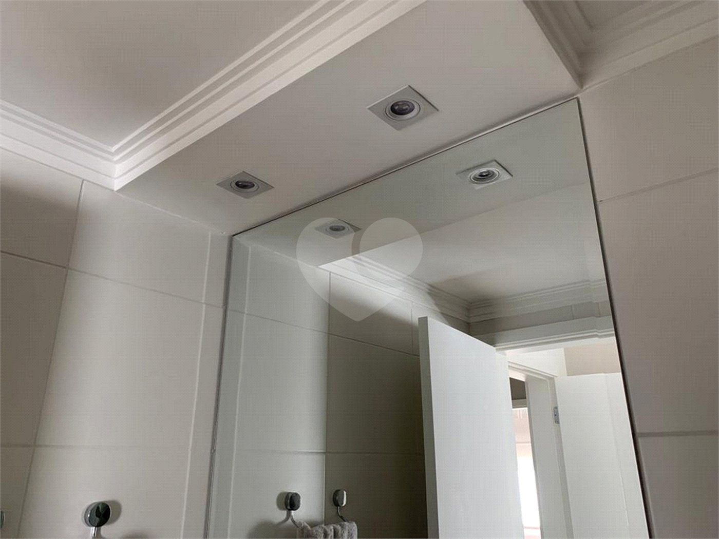Apartamento à venda com 3 suítes em Vila Monumento, São Paulo, SP