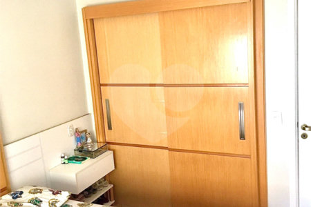 Apartamento à venda com 3 quartos, sendo 1 suíte, em Pinheiros, São Paulo, SP
