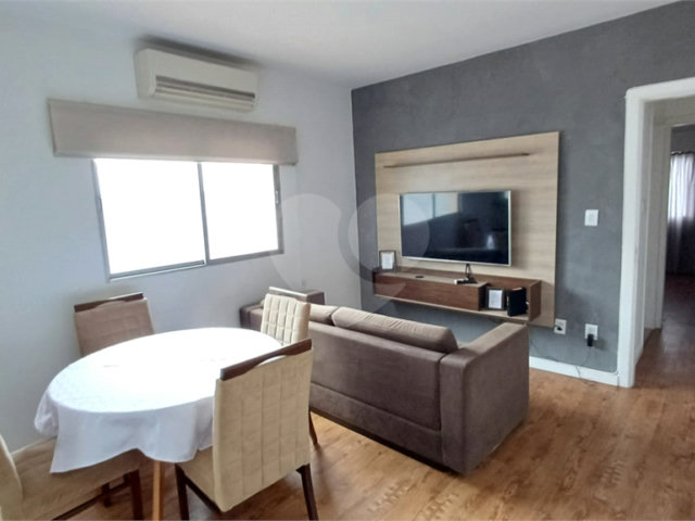 Apartamento à venda com 2 quartos em Santo Amaro, São Paulo, SP