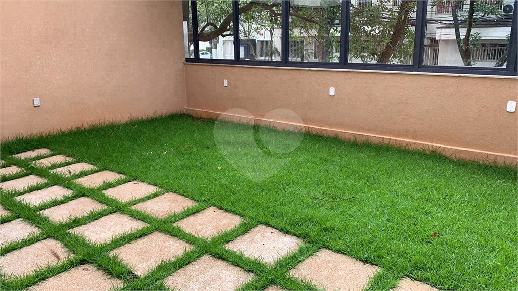 Apartamento à venda com 2 quartos, sendo 1 suíte,  em Alto da Boa Vista, São Paulo, SP