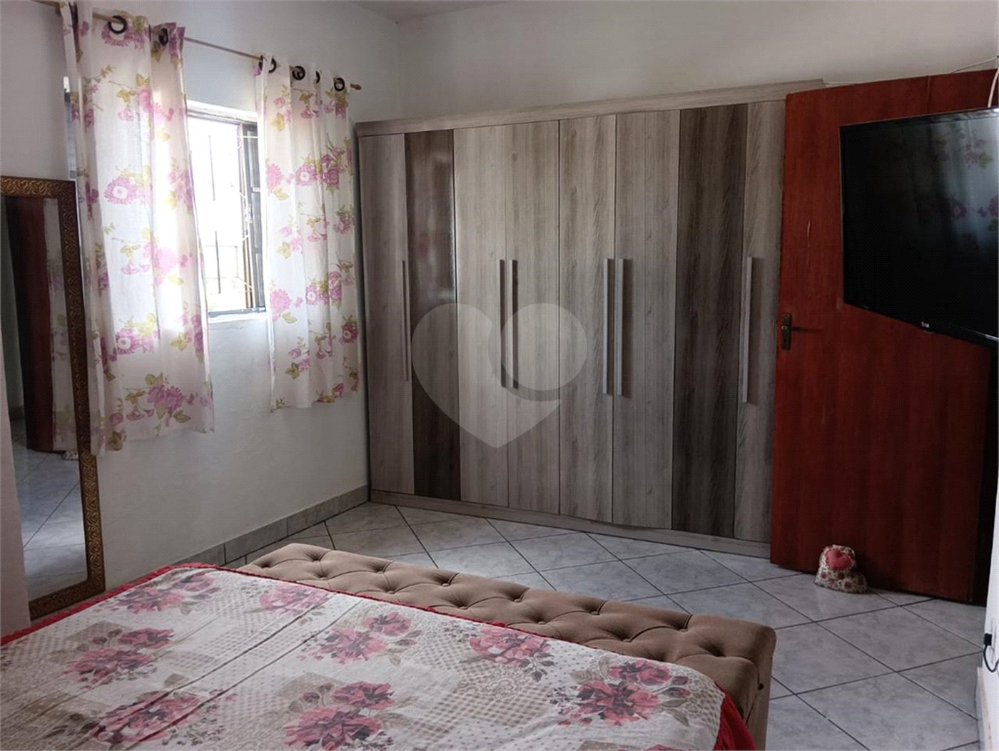Casa à venda com 4 quartos, sendo 1 suíte,  no Centro, Salesópolis, SP