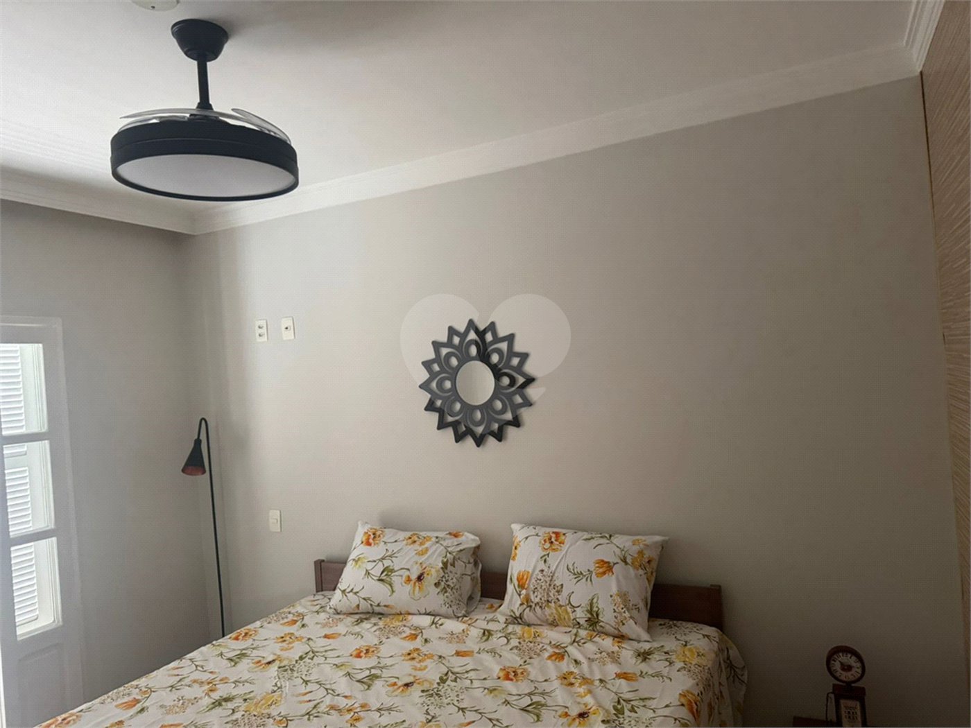 Casa à venda com 3 quartos, sendo 1 suíte, no condomínio Vilage Palmas, São Paulo - SP