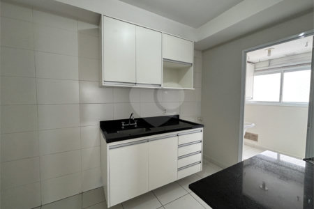 Apartamento para alugar com 3 quartos, sendo 1 suíte, em Barra Funda, São Paulo, SP