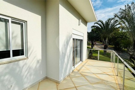 Casa à venda com 4 suítes no condomínio Dos Lagos, Itupeva - SP