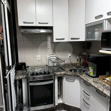 Casa à venda com 3 quartos, sendo 1 suíte,  no condomínio Liberty Village, São Paulo - SP