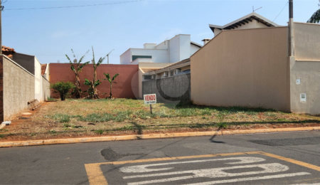 Terreno à venda em Jardim dos Flamboyants, Araraquara, SP
