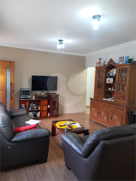 Casa à venda com 3 quartos, sendo 1 suíte, em Horto, São Paulo, SP
