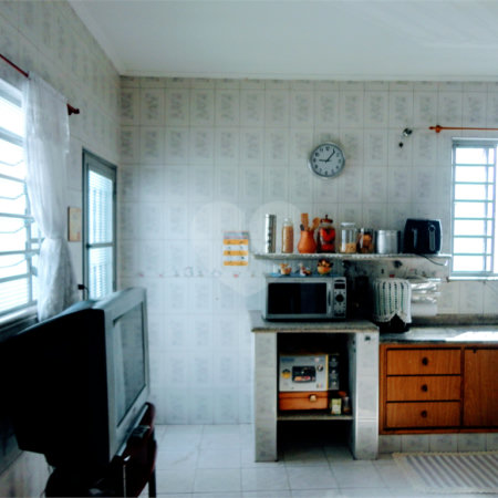 Casa à venda com 3 quartos em Vila Clayton, Valinhos, SP