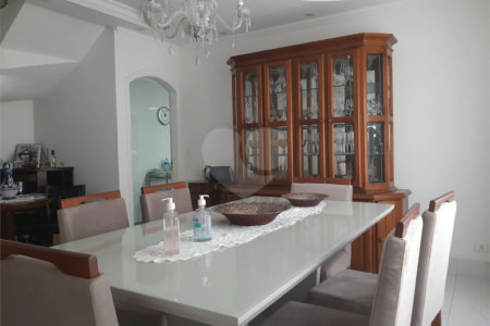 Sobrado à venda com 3 quartos, sendo 1 suíte, em Vila Medeiros, São Paulo, SP