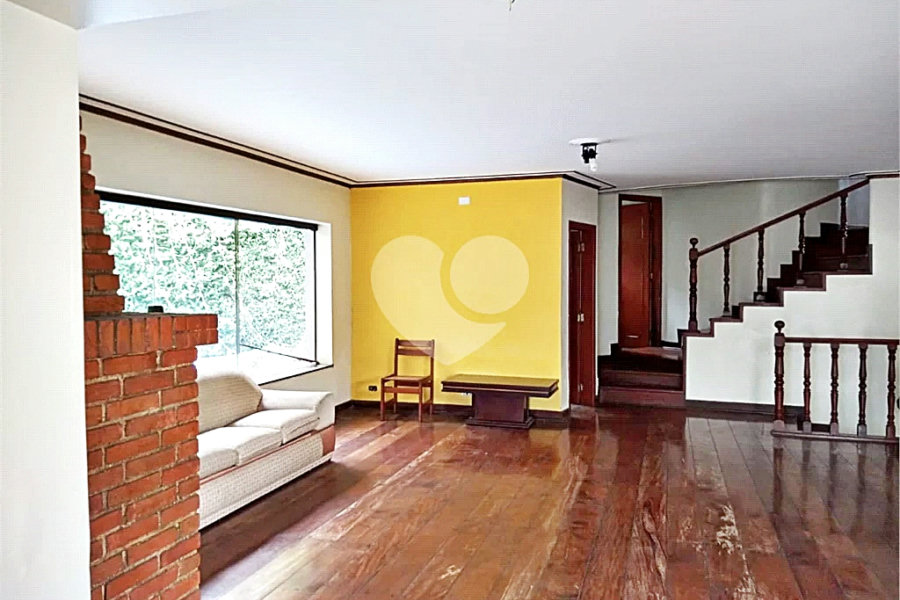 Sobrado à venda ou para alugar com 4 quartos, sendo 1 suíte, em Jardim França, São Paulo, SP