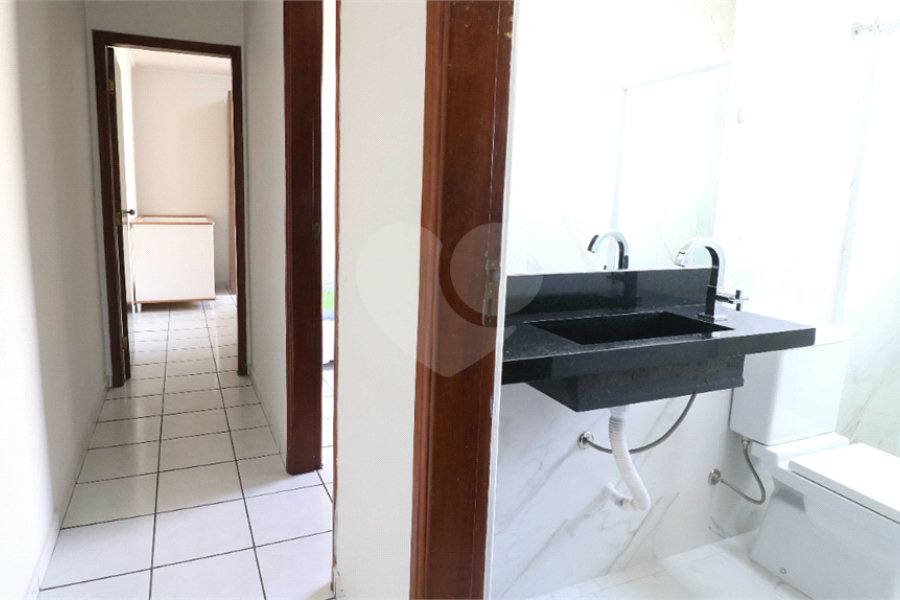 Sobrado à venda com 3 quartos, sendo 1 suíte, em Tremembé, São Paulo, SP
