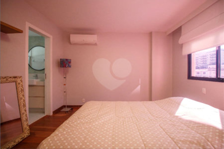 Apartamento à venda com 4 quartos, sendo 2 suítes,  em Tijuca, Rio de Janeiro, RJ