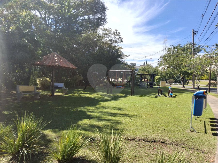 Terreno à venda em Parque das Quaresmeiras, Campinas, SP