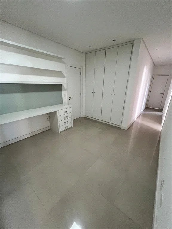 Apartamento à venda com 3 suítes em Vila Andrade, São Paulo, SP