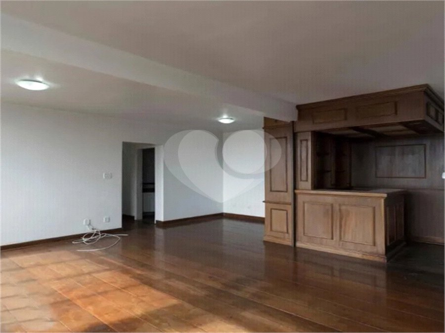 Apartamento à venda com 3 quartos, sendo 2 suítes, em Cambuci, São Paulo, SP